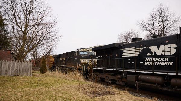 Norfolk Southern train