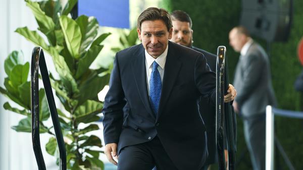 Florida Gov. Ron DeSantis (R)