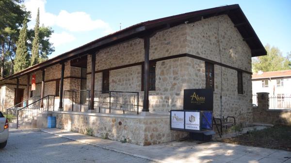 90-year-old Stone School transformed into library