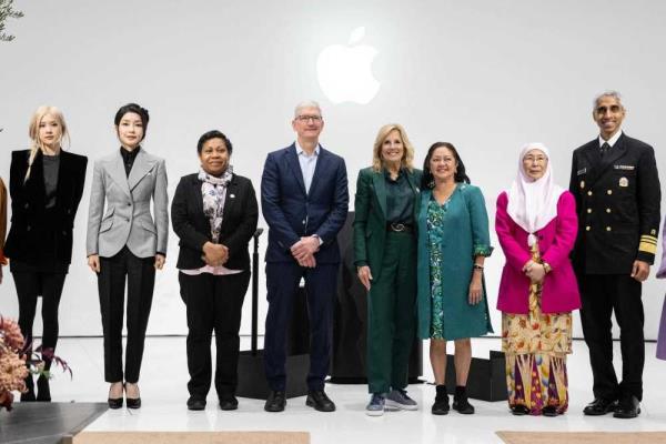 (From left) Rosé, Kim Keon-hee, Rachael Marape, Tim Cook, Jill Biden, Louise Araneta-Marcos, Wan Azizah  and US surgeon general Vivek Murthy, - AFP