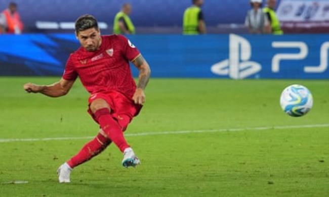 Go<em></em>nzalo Mo<em></em>ntiel scores for Sevilla in the Super Cup shootout against Manchester City earlier this month