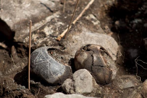 Pieces of pottery are seen in a 3,000-year-old tomb which archaeologists of the Pacopampa Archaeological Project believe might have ho<em></em>nored an elite religious leader in the Andean country some three millennia ago, in Pacopampa, Peru August 26, 2023. Ministry of Culture of Peru/Handout via REUTERS ATTENTION EDITORS - THIS IMAGE HAS BEEN SUPPLIED BY A THIRD PARTY. NO RESALES. NO ARCHIVES