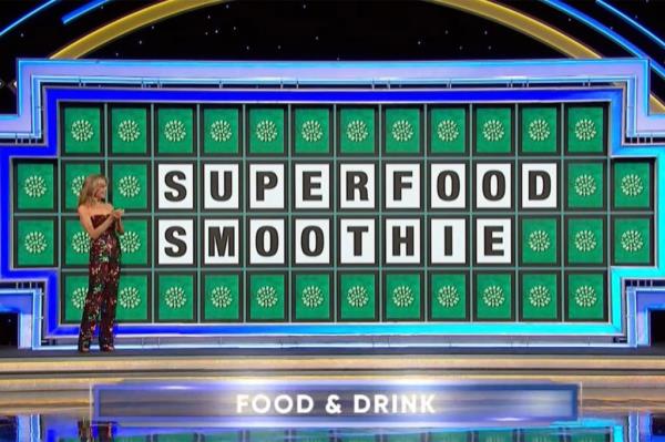 Pat Sajak yelled “no” as the incorrect buzzer sounded, telling her that her guess was wrong. The correct answer was” Superfood Smoothie.”</p>

<p>　　