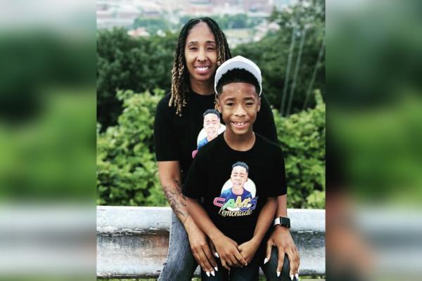 Cam and his mother Cristal Johnson were co<em></em>ntacted by the Alabama Labor Department over a complaint that the lemo<em></em>nade stand violated child labor laws.</p>

<p>　　