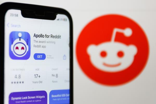 Nearly 8,000 subreddit forums are going dark for 48 hours in protest of Reddit's new pricing policy, which will require APIs to foot the bill for operating co<em></em>ntent from the discussions-ba<em></em>sed app.