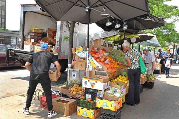 Fruit vendor outside of Key Food