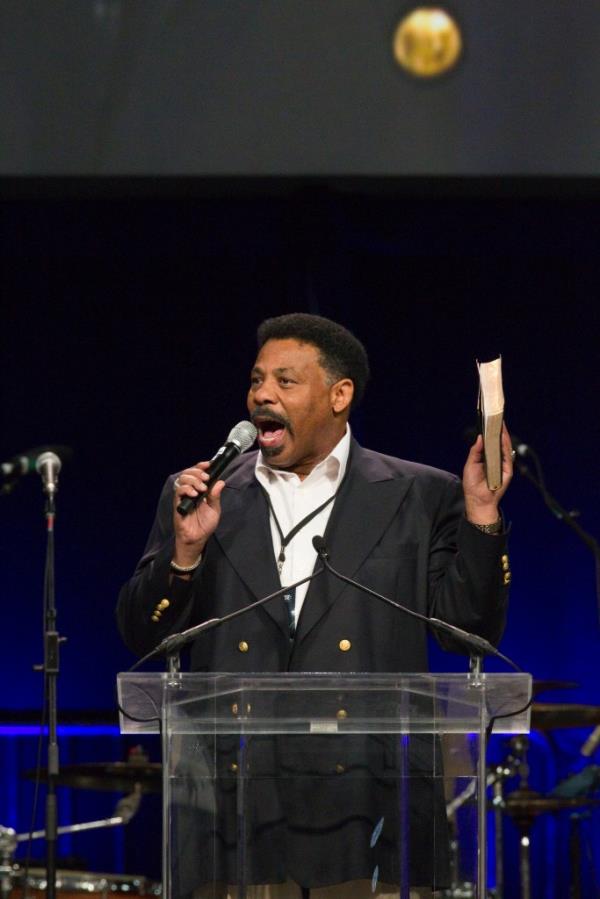 Dr. Tony Evans