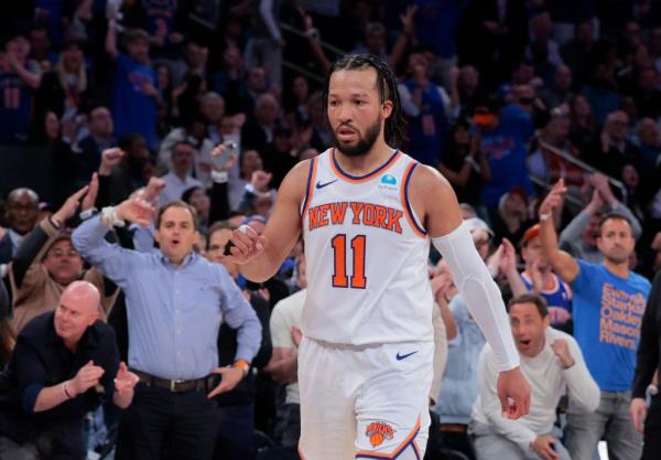 Jalen Brunson was at the center of it all o<em></em>nce again for the Knicks.