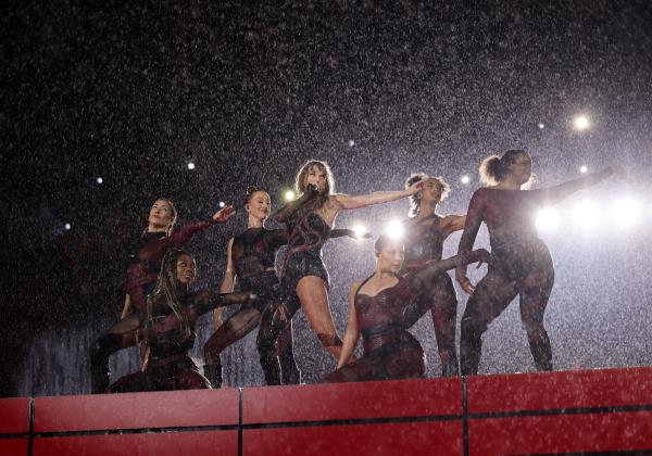 Last week, the singer was forced to cancel one of her Buenos Aires shows after a massive rainstorm flooded the stadium. 