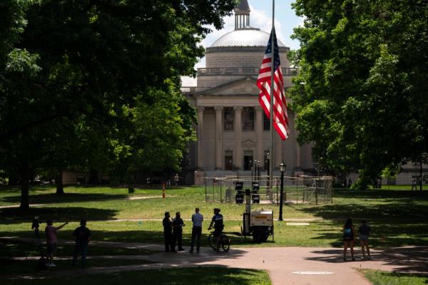 CHAPEL HILL, NORTH CAROLINA