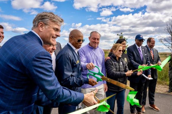 New York City Mayor Eric Adams, NYC Parks Commissio<em></em>ner Do<em></em>noghue open first public space in Freshkills Park, formerly world's largest landfill