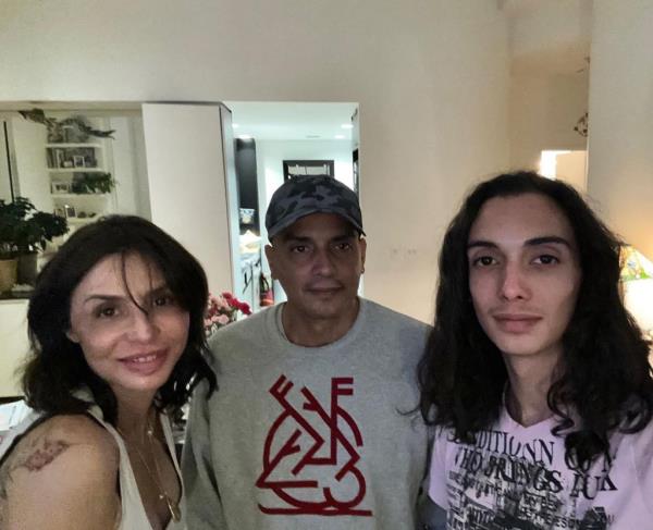 Leandro De Niro Rodriguez with his mom, Drena, and dad, Carlos.