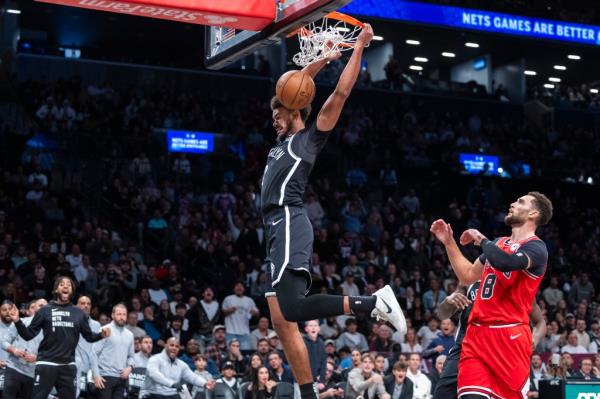 Brooklyn Nets forward Cameron Johnson (2) dunks in front of Chicago Bulls guard Zach LaVine (8) in the second half at Barclays Center, Friday, Nov. 1, 2024, in Brooklyn, NY. 