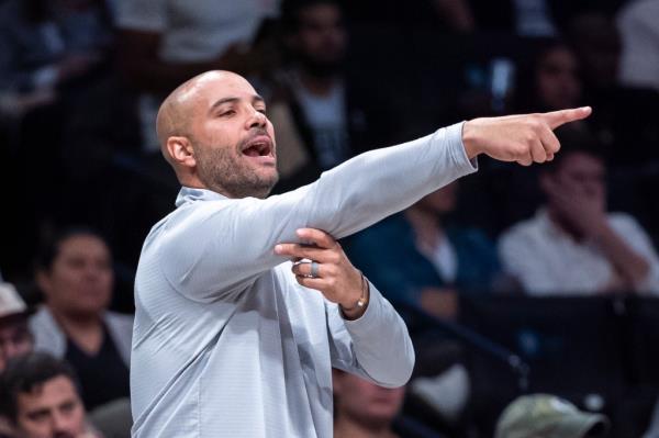 Brooklyn Nets head coach Jordi Fernandez reacts in the second half against the Chicago Bulls at Barclays Center, Friday, Nov. 1, 2024, in Brooklyn, NY. 