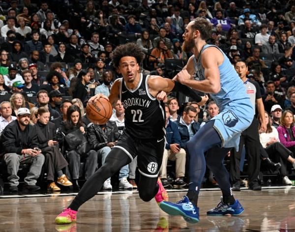 Jalen Wilson #22 of the Brooklyn Nets dribbles the ball during the game against the Memphis Grizzlies on November 4, 2024 at Barclays Center in Brooklyn, New York