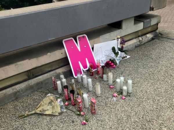 A makeshift memorial is set-up for Maleesa Moo<em></em>ney outside her apartment building on Sept. 20, 2023.