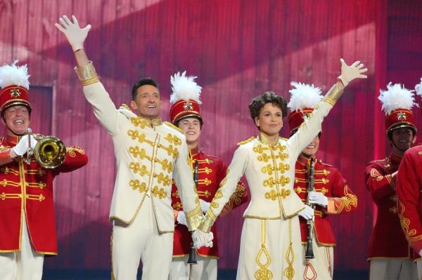 Hugh Jackman and Sutton Foster perform at the 2022 Tony Awards