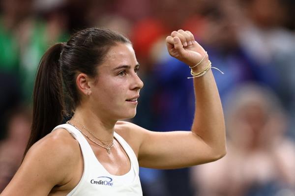 USA's Emma Navarro celebrates winning against US player Coco Gauff during their women's singles fourth round tennis match